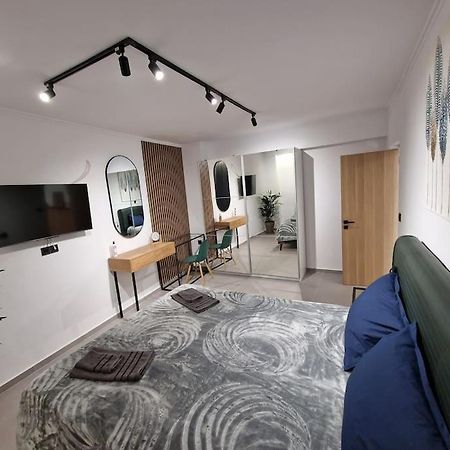 Patras Blue Sea And Sky Deluxe Apartment Eksteriør billede