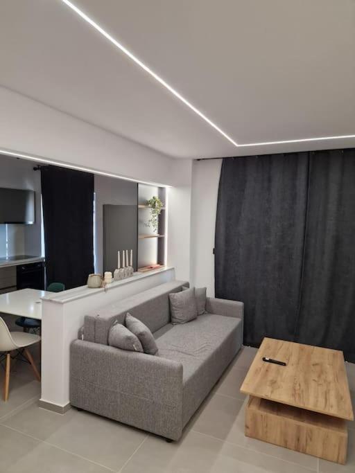 Patras Blue Sea And Sky Deluxe Apartment Eksteriør billede